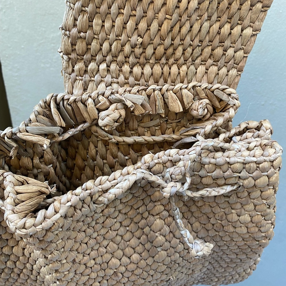 Handmade Woven backpack - Picture 4 of 5